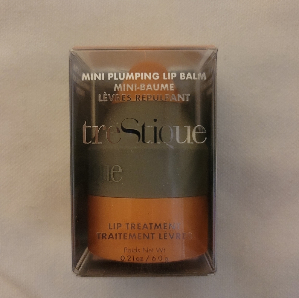 NWOT - treStique Mini Lip Plumping Balm